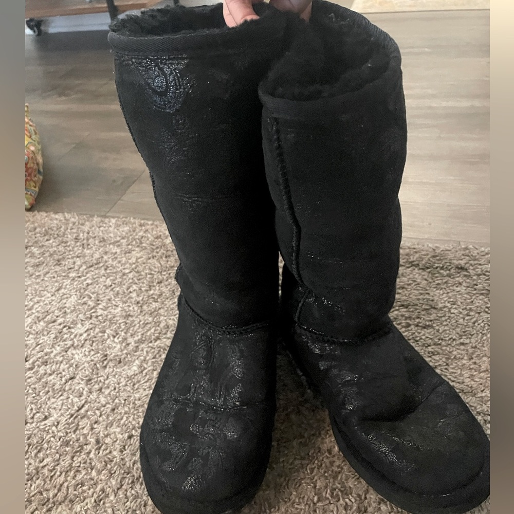 Y’all metallic black paisley ugg boots
